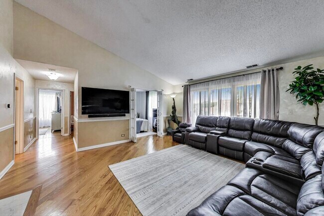 Foto del edificio - 738 Hapsfield Ln