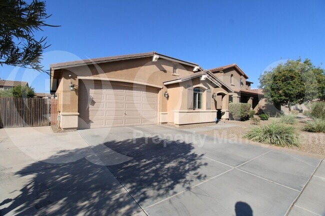 Building Photo - 142 W Leatherwood Ave