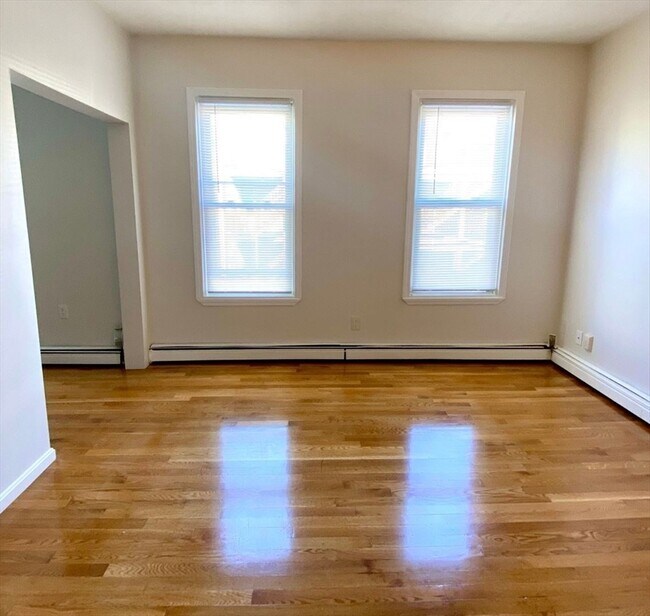 Foto del edificio - 284 Chelsea St