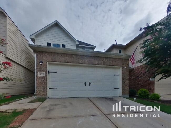Foto del edificio - 8038 Villa Lago Ln