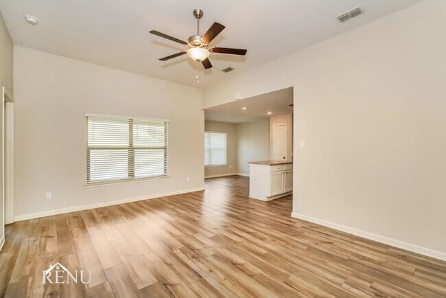 Building Photo - 158 Drifter Dr