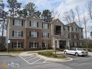 Building Photo - 14102 Fairington Ridge Cir