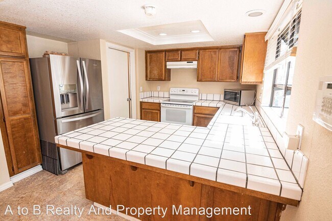 Building Photo - 3 br, 2.5 bath House - 146 Monte Villa Ct