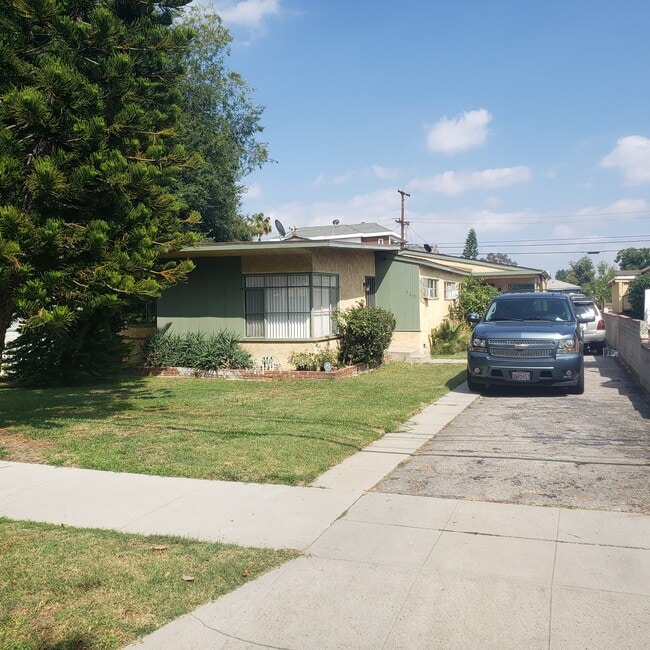 Building Photo - 328 Allen Ave