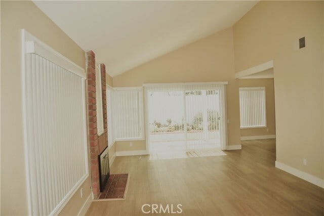 Building Photo - 3 Silver Fir