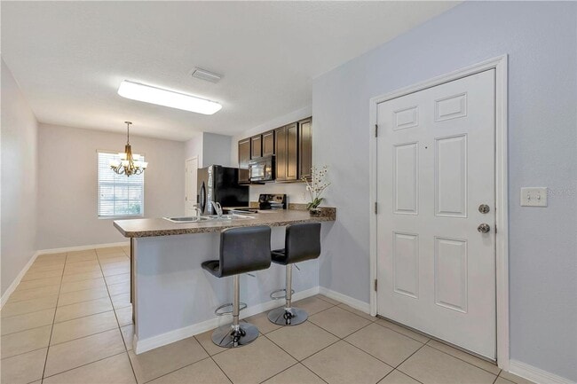 Foto del edificio - Beautiful, Clean and ready for move in 3/3/1cg Townhouse