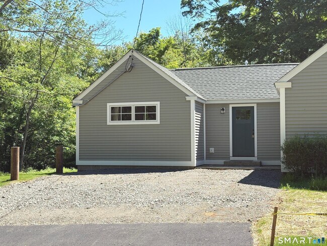 Building Photo - 2569 Long Hill Rd