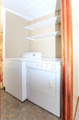 Foto del edificio - 1316 Kenwood Ave