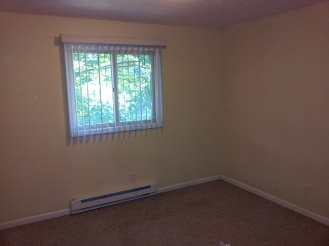 Building Photo - 8122 Verlynda Dr