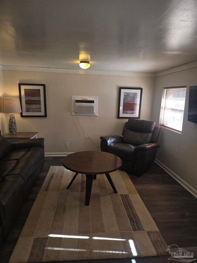 Foto del edificio - 6111 Lebanon Ln