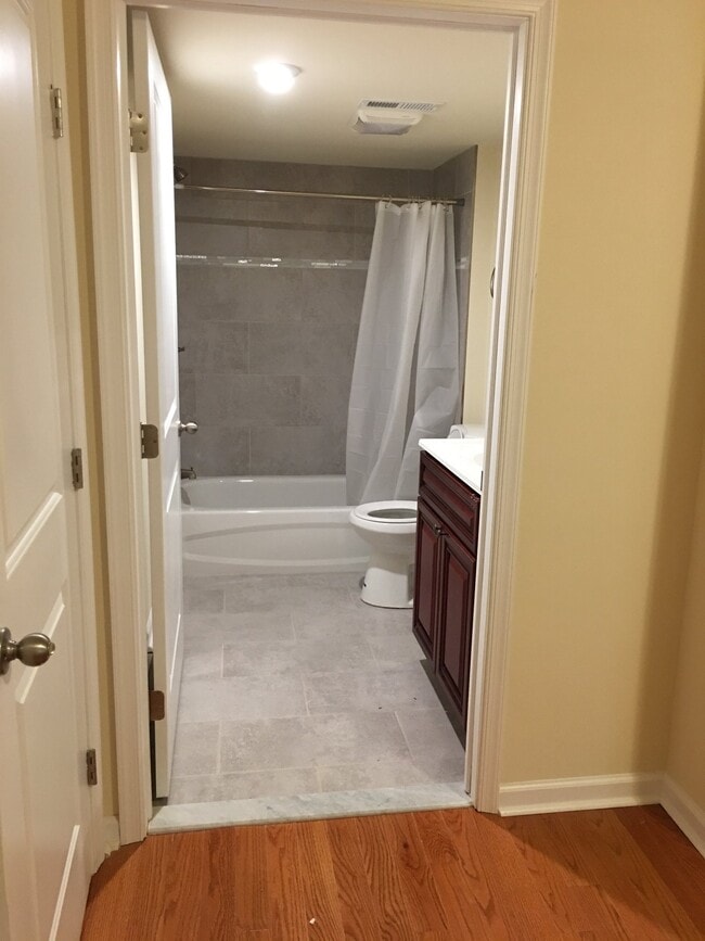 Photo - 243 S 45th St Apartment