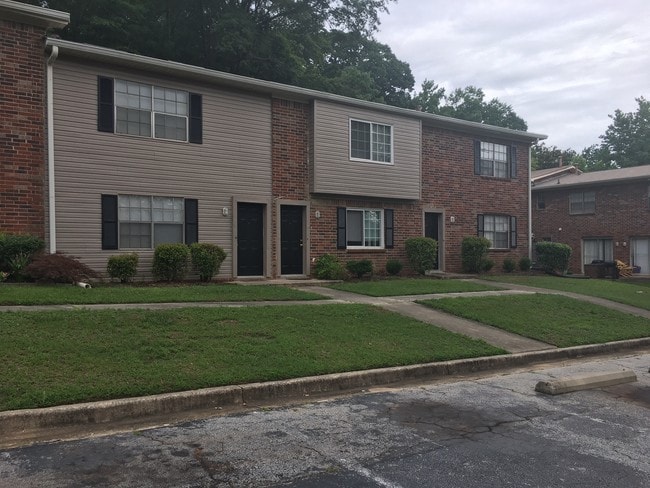 Building Photo - Kingstown Townhomes