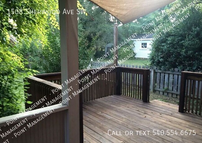 Foto del edificio - 1508 Sherwood Ave SW