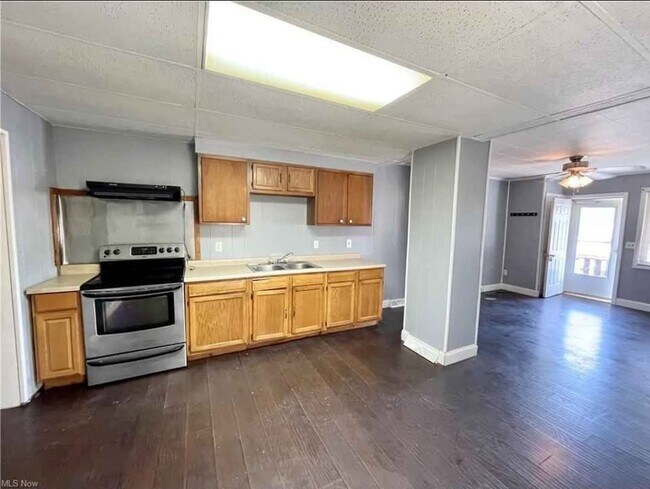 Foto del edificio - 1038 Clifton St