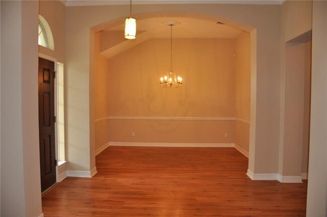 Building Photo - 1508 Laurel Oak Loop