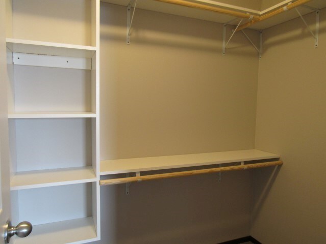 Master walk-in closet - 325 Jerry Pl