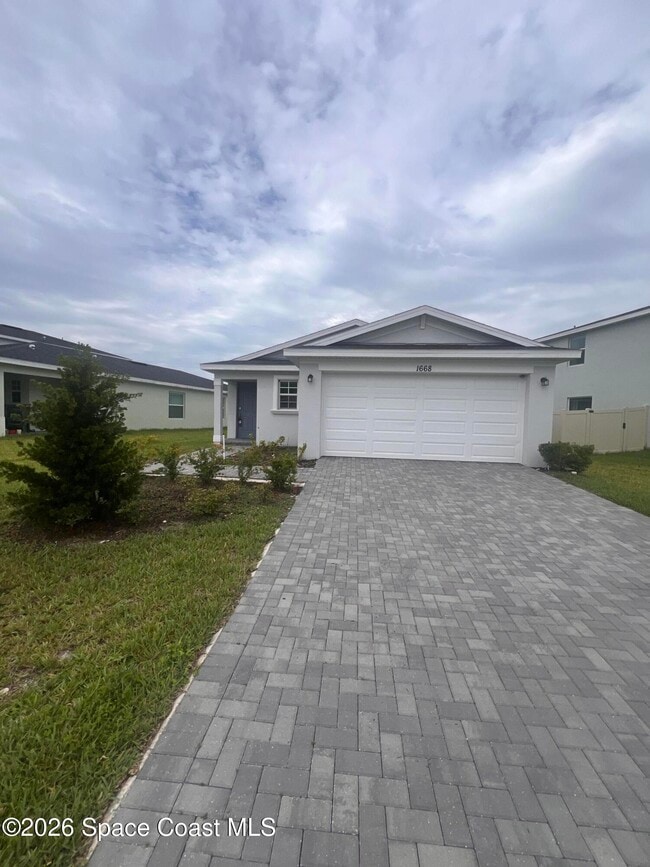 Building Photo - 1668 Colebrook Cir SW