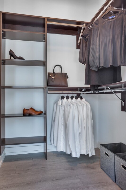 Foto del edificio - 201 W Division St