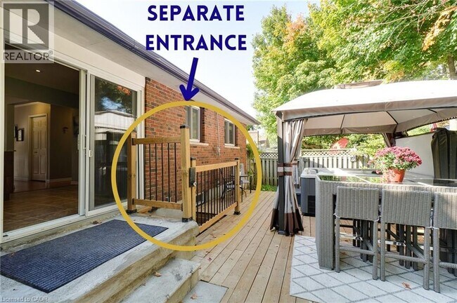 Photo du bâtiment - 30 Ashwood Dr