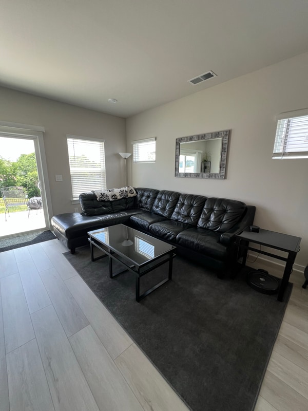 Building Photo - 4256 Skyridge Dr