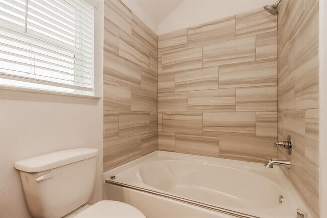 Building Photo - 7958 Tuscan Cypress Dr