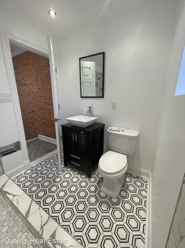 Building Photo - 3 br, 2 bath House - 2029 Vici Street
