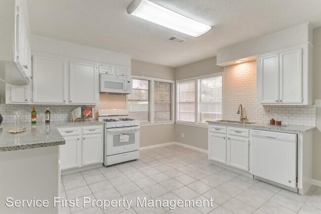 Foto del edificio - 3 br, 1 bath House - 12109 22ND Street