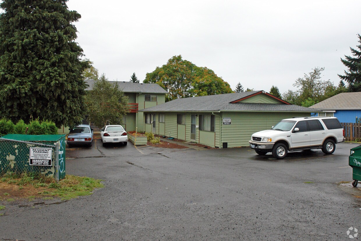 Building Photo - 4257 NE Sumner St