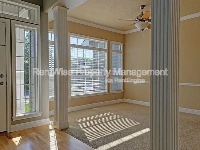 Building Photo - 1473 N Watson Way