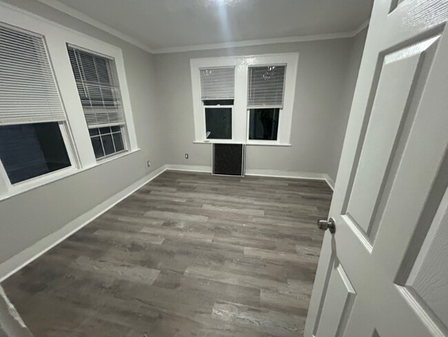Foto del edificio - 3524 Boulevard St