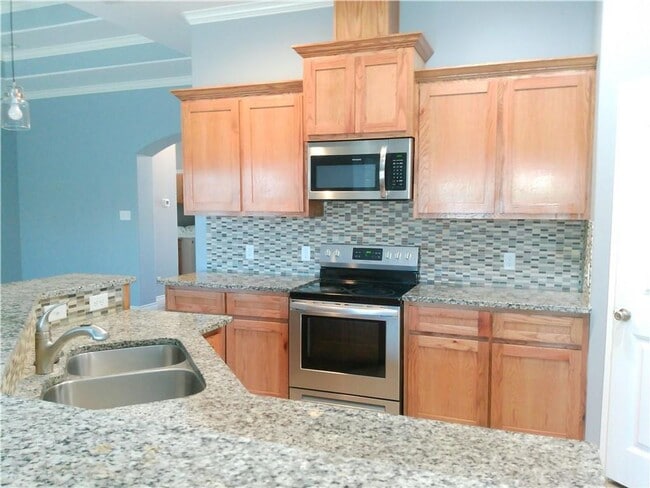 Building Photo - 801 Truk Dr