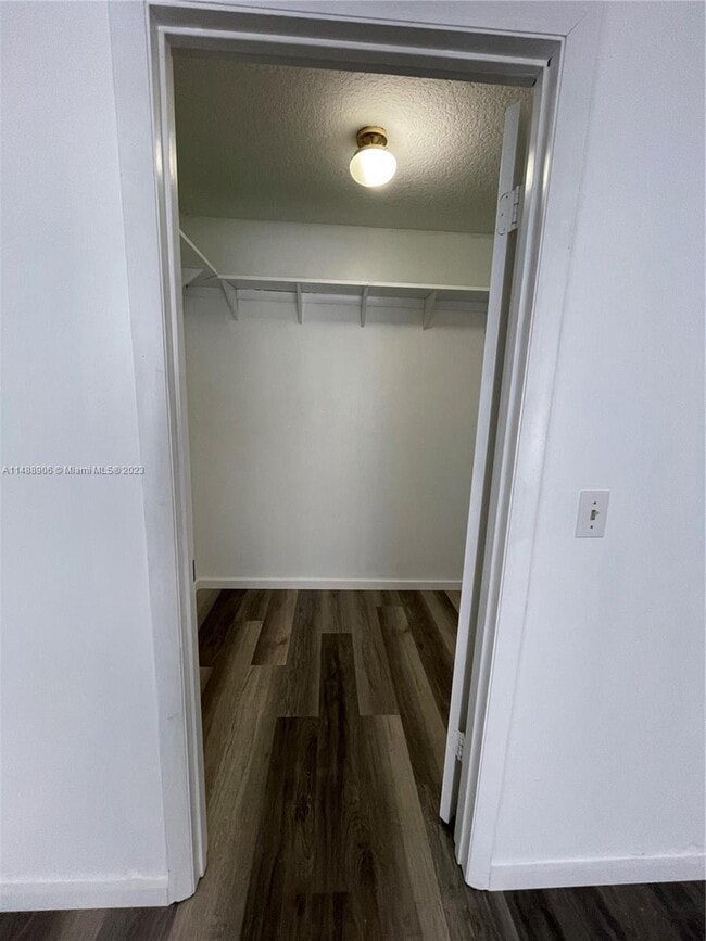 393 La Mancha Ave, Royal Palm Beach, FL 33411 House Rental in Royal