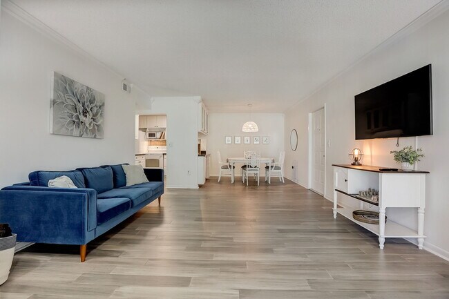 Photo - 3134 Lake Pine Way Apartment