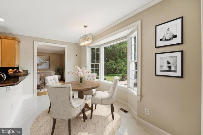 Foto del edificio - 10605 River Oaks Ln