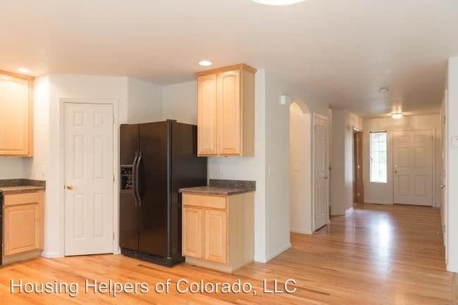Building Photo - 4 br, 2.5 bath House - 2432 Tyrrhenian Drive