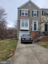 Building Photo - 7913 Brooks Pl
