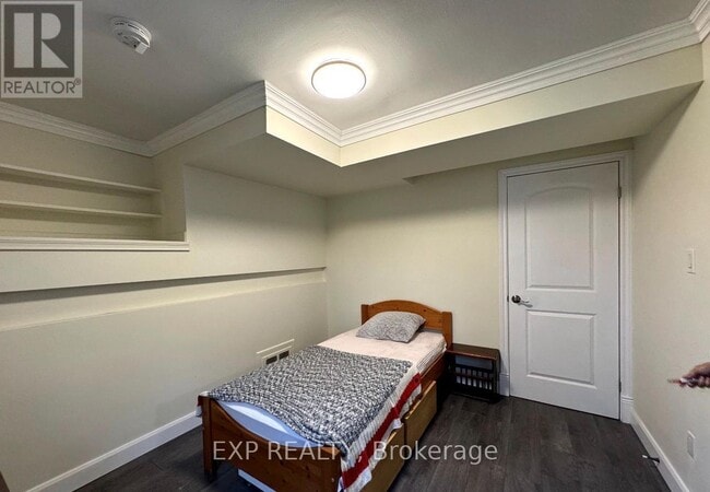 Building Photo - 18 Greenland Rd