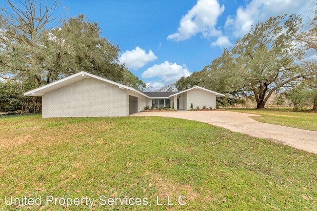 Foto del edificio - 4 br, 3 bath House - 100 Pamaleen Drive