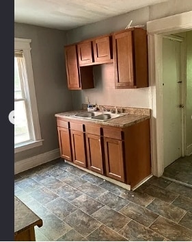 kitchen - 121 Whittier Ave