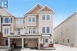 Building Photo - 2319 Blue Aster St