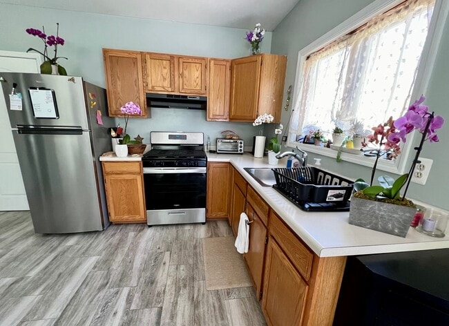 Building Photo - 51 Saddle Ridge Dr