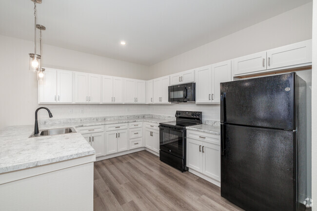 3BR, 3BA - 1212SF - Kitchen - The Rock