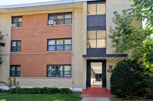 Foto del edificio - 139 Ashland Ave