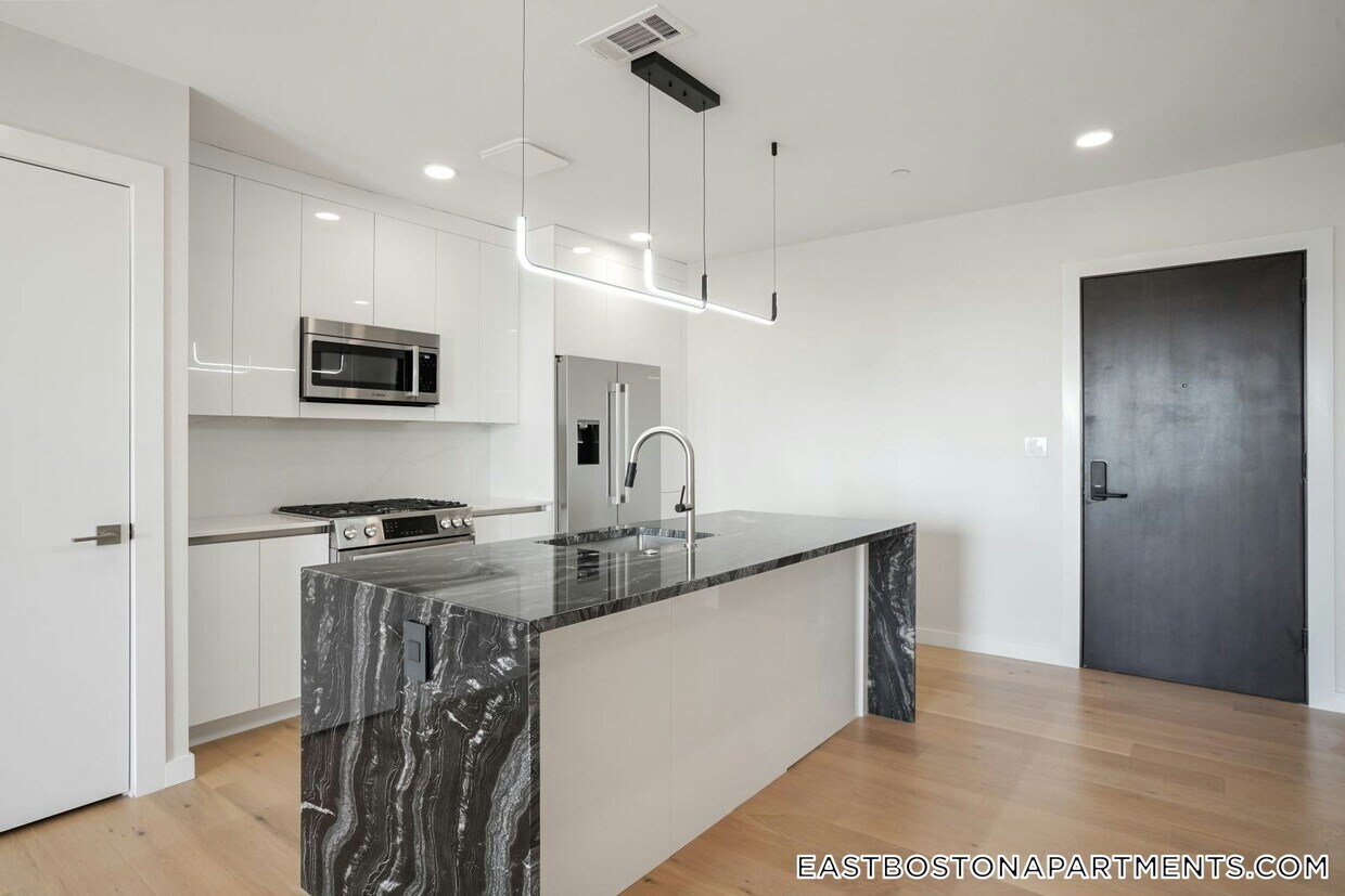 Foto principal - 194 Sumner St