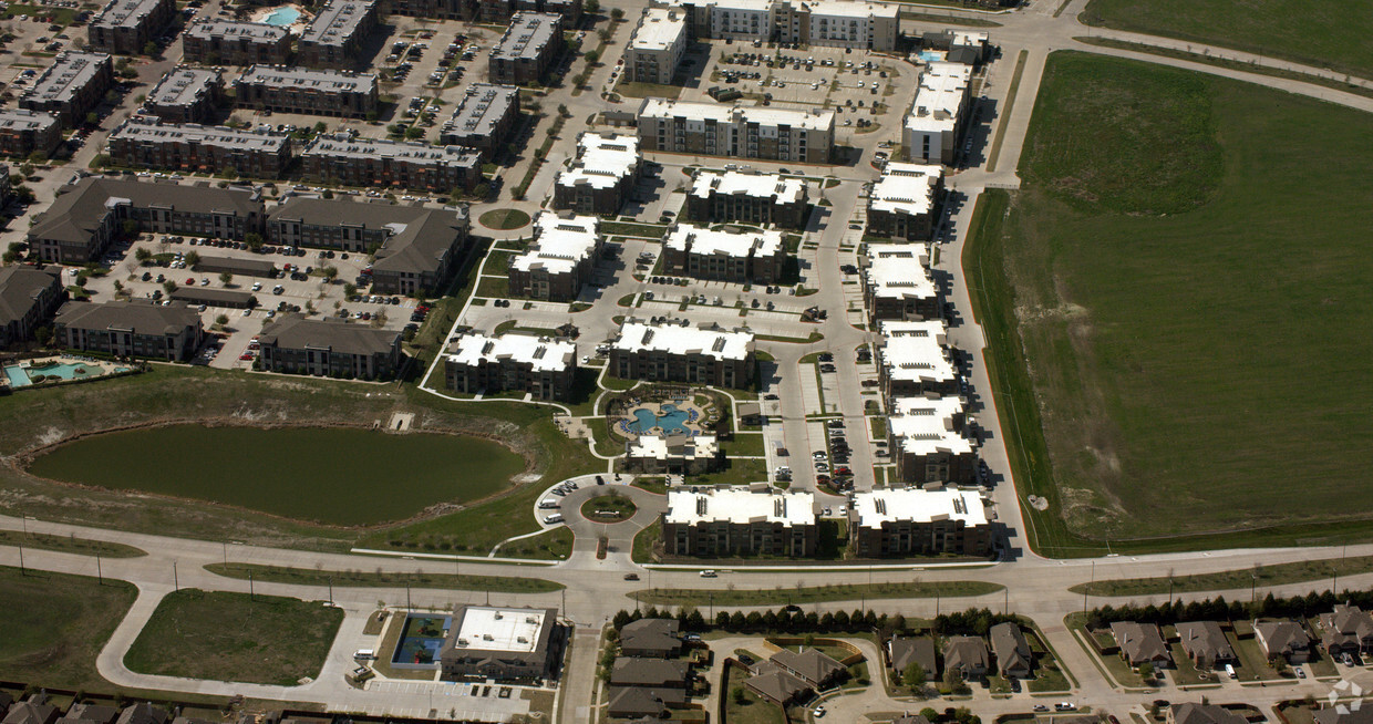 Primary Photo - Post Oak Apartments