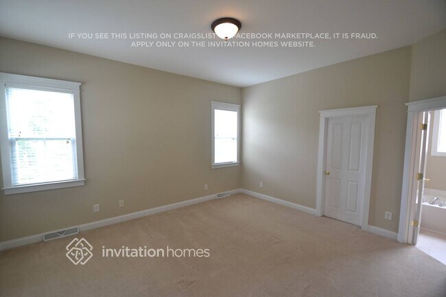 Building Photo - 17424 Invermere Ave