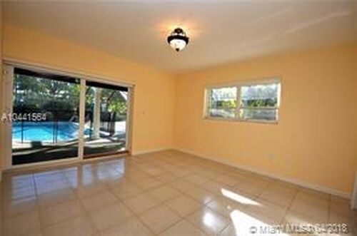 Building Photo - 6150 SW 118th St