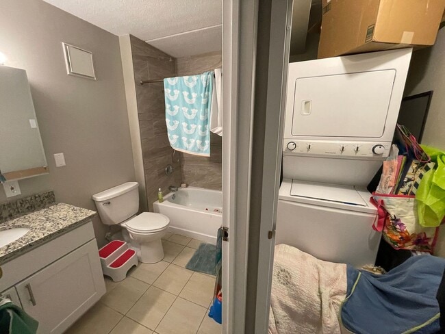 Photo - 747 Highland Avenue Apartment