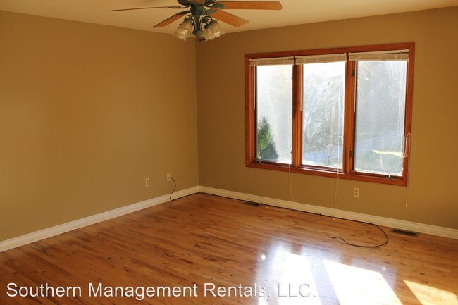 Building Photo - 3 br, 2 bath House - 315 Meadow Trail