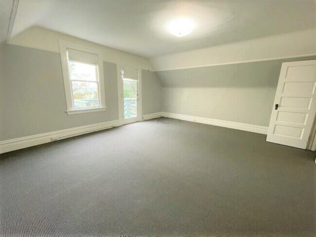 Building Photo - 1 bedroom in San Francisco CA 94110